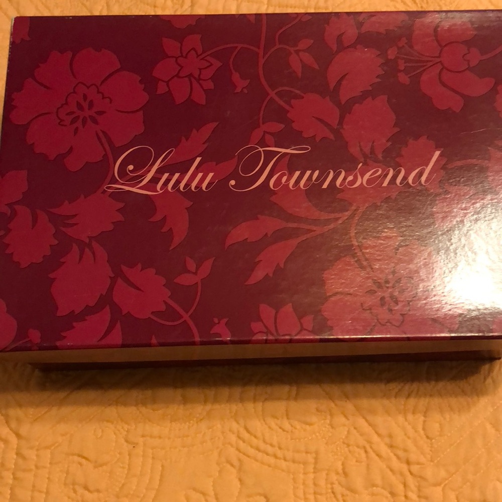 Black penny loafer pumps